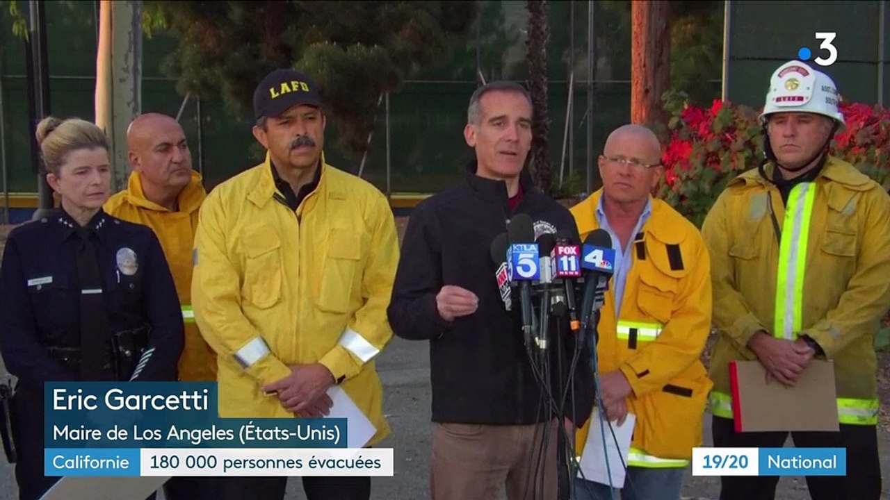 Incendies en Californie : les pompiers semblent impuissants