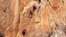 Erzincanlı sporcular 470 metre yükseklikteki zirveden mehmetçiğe destek verdi