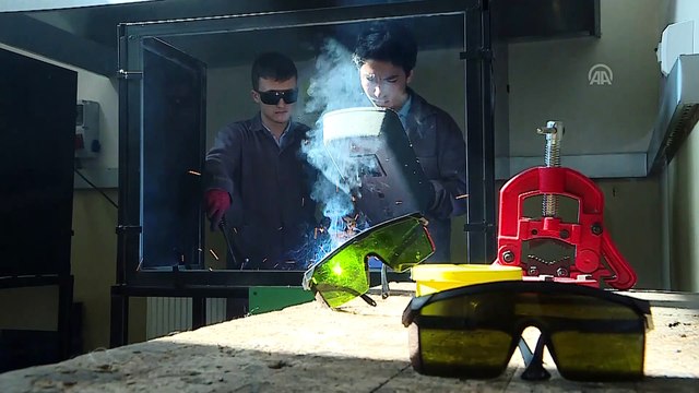 Geleceğin mühendislerinden 'elektrik ve su tasarruflu' sistem - BURSA