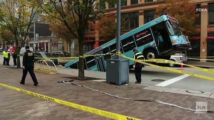 Bus englouti par un trou géant en pleine heure de pointe