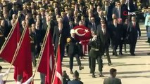 Cumhurbaşkanı Erdoğan ve beraberindeki devlet erkanı Anıtkabir’de