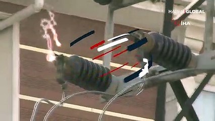 Elektrik trafosunda kıvılcımlar ve patlamalar korku saçtı