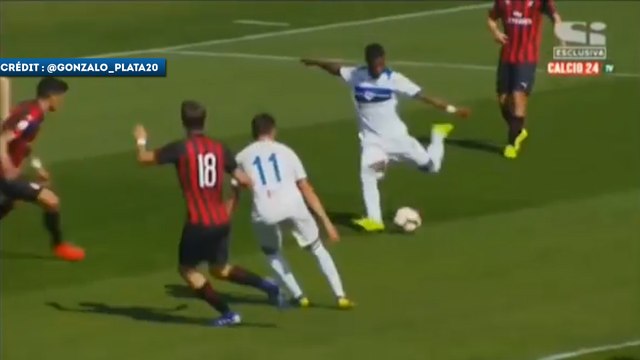 L’enchaînement roulette, dribble et but d'Amad Diallo contre la Primavera de l'AC Milan