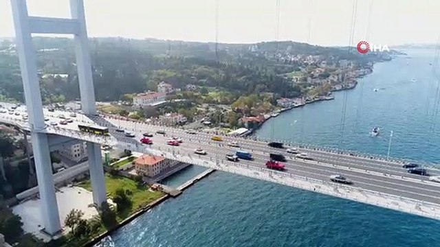 Klasik otomobillerle 15 Temmuz Şehitler Köprüsü’nde Cumhuriyet Konvoyu