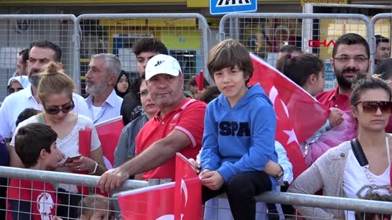 Adana'da 29 ekim cumhuriyet bayramı coşkusu