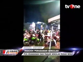 Detik-Detik Brutalnya Gerombolan Bermotor Rusak Sekolah