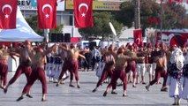 İzmir'de coşkulu kutlama