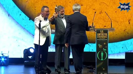 'Selvi Boylum Al Yazmalım'ın Cemşit'i Ahmet Mekin: Filmi 35 yıl sonra izledim