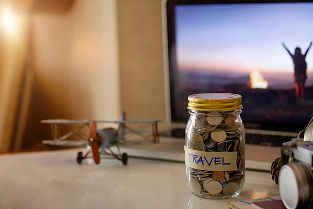 Viajar solo por pocos euros