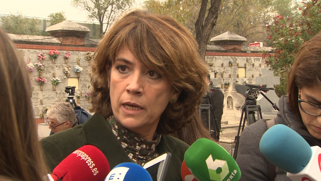 Delgado, sobre Puigdemont: "Se están dando los pasos adecuados"