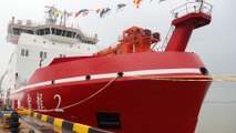 Chinese icebreaker sails into southern hemisphere on 36th Antarctic expedition