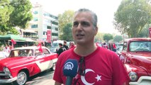 29 Ekim Cumhuriyet Bayramı kutlanıyor - Klasik otomobillerden cumhuriyet konvoyu - İSTANBUL