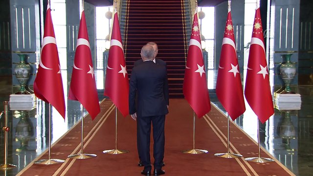 Cumhurbaşkanı Erdoğan, Cumhurbaşkanlığı Külliyesi'nde tebrikleri kabul etti (3) - ANKARA