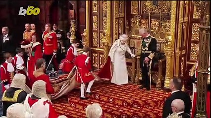 This Is How Queen Elizabeth Keeps A Budget When on Royal Tours