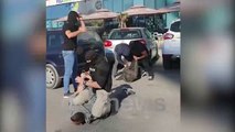 Ora News - RENEA zbarkon në Vlorë, video e arrestimeve në mes të rrugës