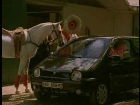 RENAULT Twingo II (Super Preachers-Blood train)