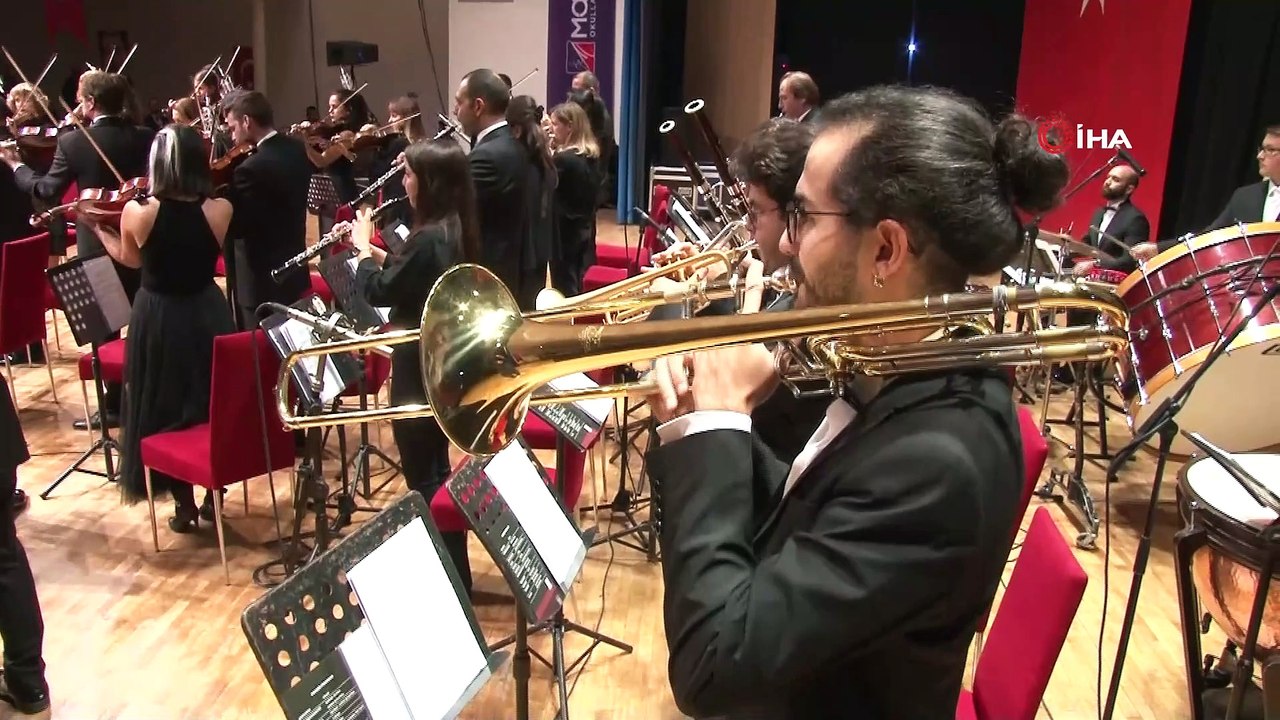 Maya Okulları, Devlet Opera ve Balesi Genel Müdürü Karahan’la birlikte Cumhuriyet Bayramı'nı kutladı