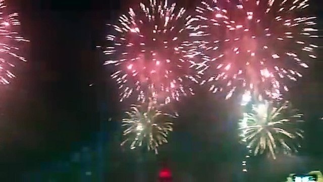 Üsküdar'daki 29 Ekim kutlamalarında havai fişek gösterisi