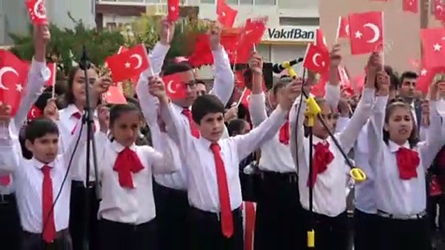 29 Ekim Cumhuriyet Bayramı kutlanıyor - VAN