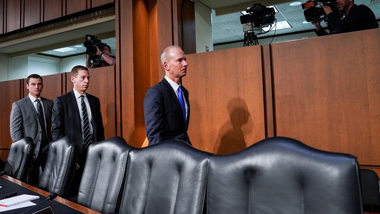 Boeing-Chef zu 737-Max-Abstürzen: 'Wir haben Fehler gemacht'