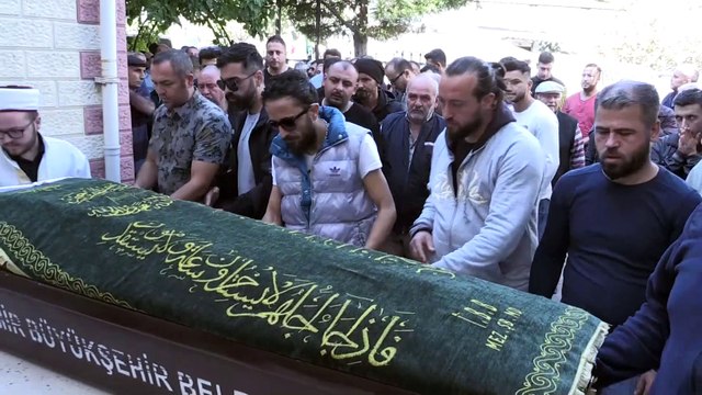 Kanser hastası Dilara Sığırcı, İzmir'de son yolculuğuna uğurlandı