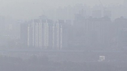 [날씨] 또 가을 황사 엄습...저녁부터 스모그 가세 / YTN