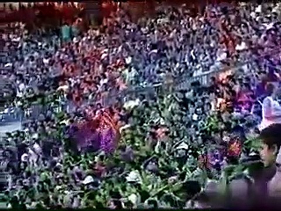 FC  Barcelona Vs  AC Milan-Ronaldinho Rrturn Of  the King -  25/08/10