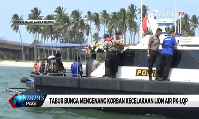 Satu Tahun Kecelakaan Lion Air PK-LQP, Polisi  Tabur Bunga Mengenang Korban