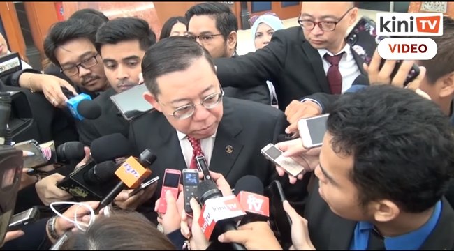Boleh sahkan kata pengantar dalam buku komik BRI ? Ini respon Lim Guan Eng