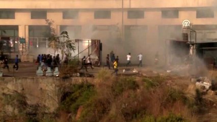 Lübnan'da Başbakanın istifasına rağmen gösteriler devam ediyor (2)