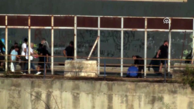 Lübnan'da Başbakanın istifasına rağmen gösteriler devam ediyor (2) - BEYRUT