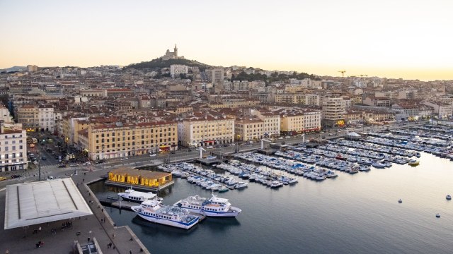 Philippe Pujol, journaliste et écrivain, publie un livre réquisitoire contre le système politique à Marseille : Si on veut qu'une ville s'effondre, il faut tout mettre en place pour que rien ne progresse