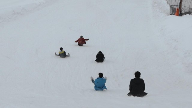 ดูเพลินๆ | สโนว์ทูบบิ้งสุดมัน! บนเนินเขาลิตลิส (Titlis) | เที่ยวให้สุด สมุดโคจร EP.5