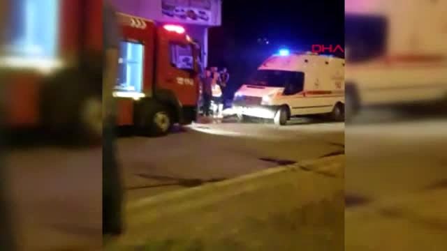 Diyarbakır cinnet getiren baba kendini, eşini ve kız çocuğunu benzin dökerek yaktı )