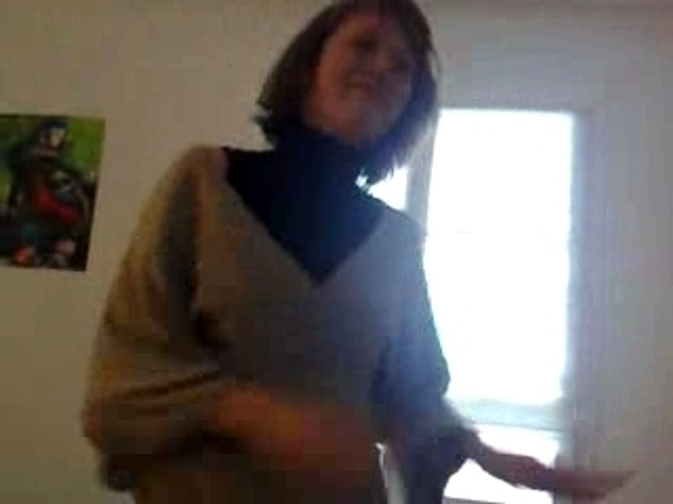 Clémence pète un cable sur LeLombrik >_