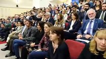 Emiliano - La Puglia sostiene il diritto allo studio dei pugliesi con 135 milioni di euro (29.10.19)
