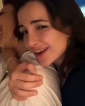 شام الذهبي تدعم والدتها أصالة نصري بهذه الطريقة