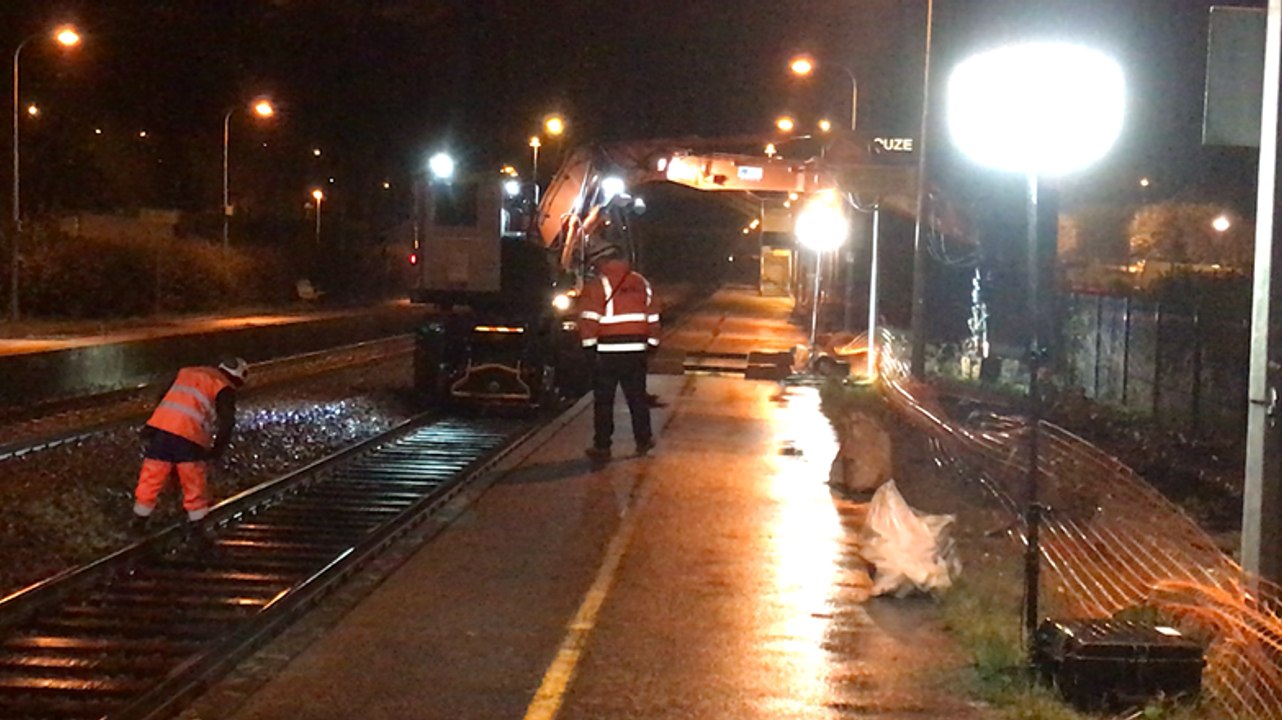 Entre Flers et Argentan, des travaux de remplacement de traverses sur la ligne Paris-Granville