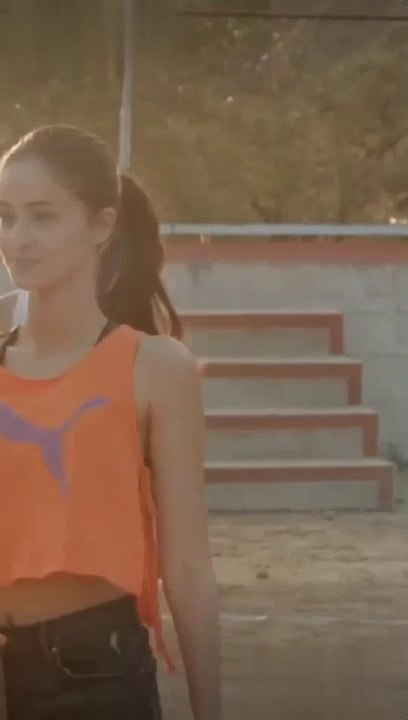 Funniest moment between Tiger Shroff and cutest  ileana d' cruz