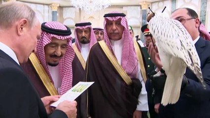 قلق في روسيا جراء "دبلوماسية الصقور" المنتهجة من الكرملين