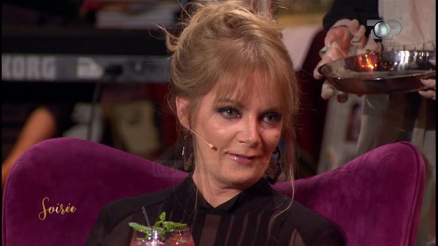 Soirée, Iris Luarasi sqaron deklaratën e ngeljes së 4 personazheve të njohur, 30 Tetor 2019, Pjesa 1