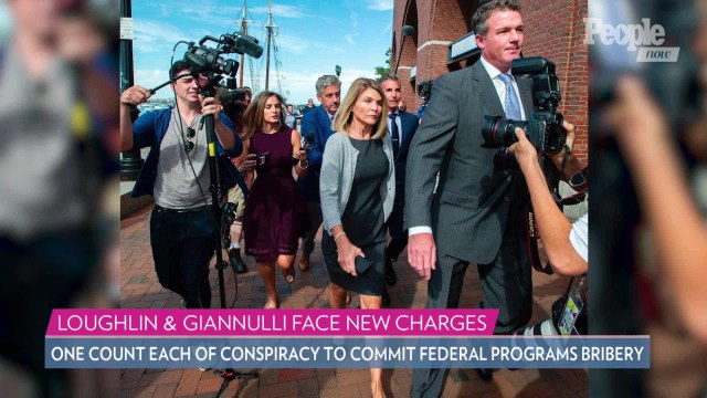 Lori Loughlin Is 'About to Break in the Wake of Additional Federal Charges: Source