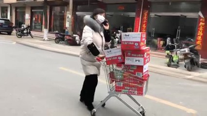 Los españoles que viven en China aseguran que las medidas se endurecen