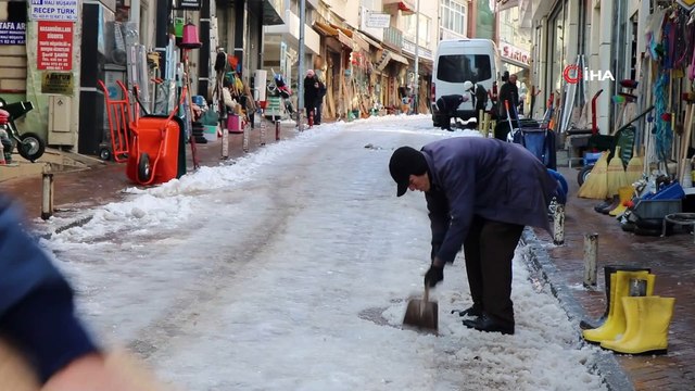 Kar kimine eğlence kimine ise çile oldu