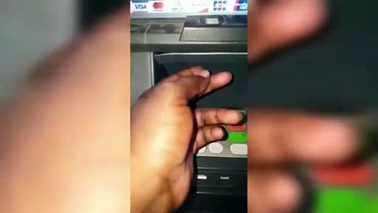 ஏடிஎம் எந்திரத்தில் ஒட்டபட்ட மர்ம சிப்.. புதுச்சேரியில் பரபரப்பு.. மக்களே உஷார்!  - வீடியோ