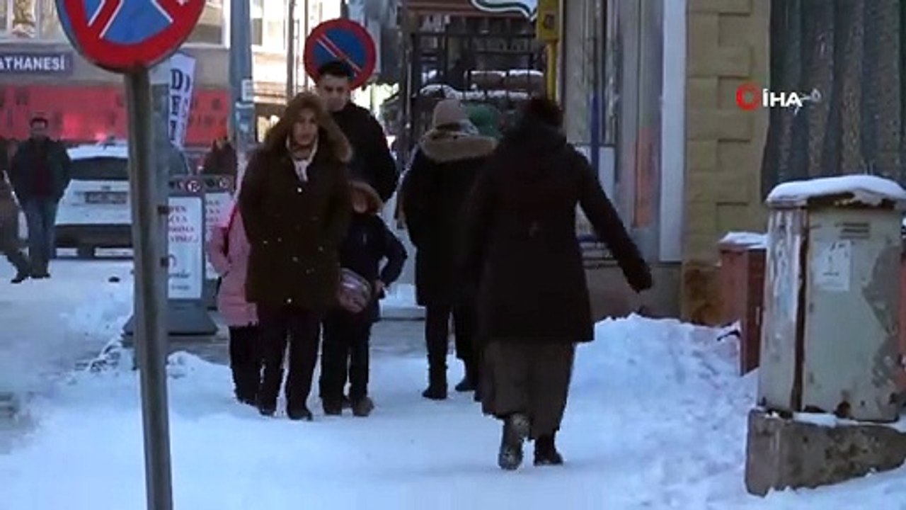 Ardahan’da Sibirya Soğukları... Termometreler Eksi 25'i Gösterdi