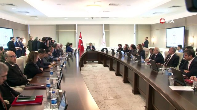 Bakan Koca; 'Uluslararası Uçuşlarda Gelen Bütün Yolculara Termal Kamera Uygulamasına Geçilecek'