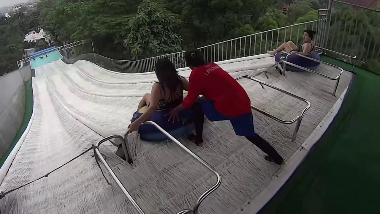 SnowBay Waterpark in Indonesia (Icy Music Clip!) - 14 JAN 2020