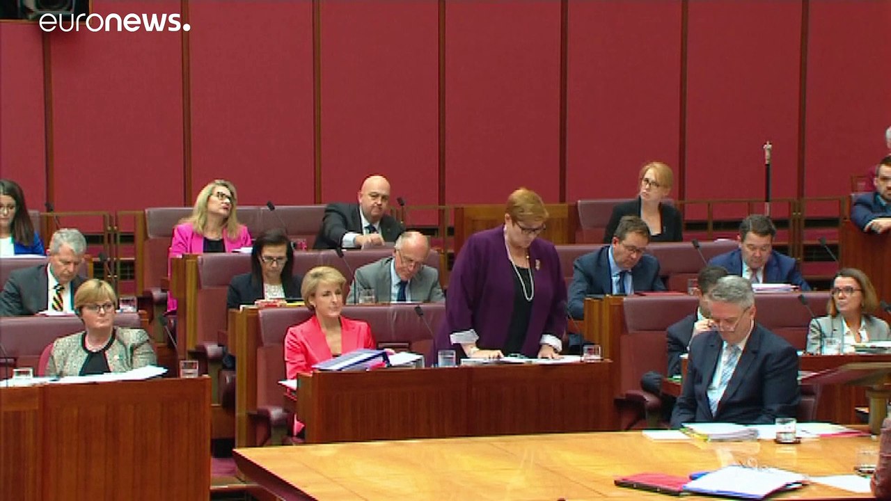 Landgang verboten: Urlauber sitzen wegen Coronavirus fest