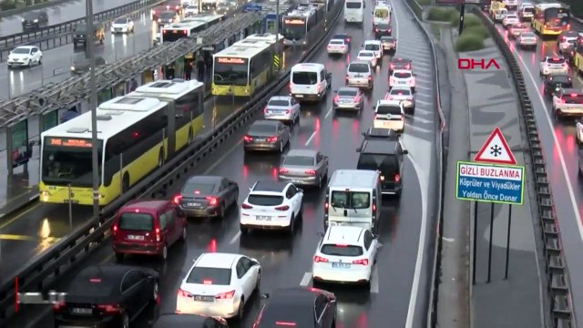 İstanbullular dikkat ! Trafik yoğunluğu yüzde 80'e ulaştı